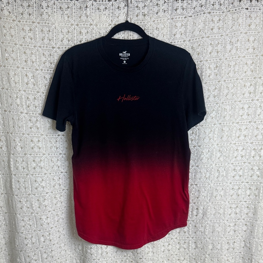 Hollister Black to Red Ombre Short Sleeve Tee